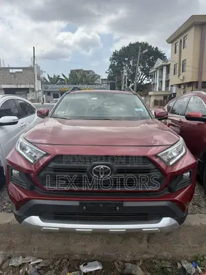 Toyota RAV4 Adventure 2019 Red