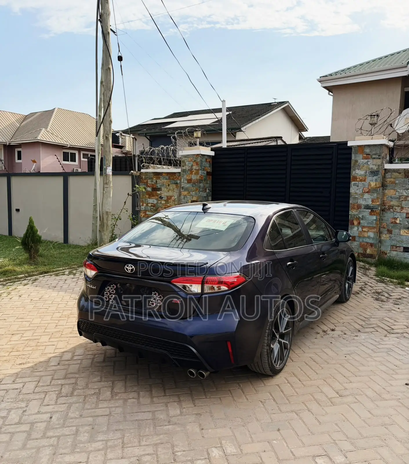 Toyota Corolla SE 2021 Blue