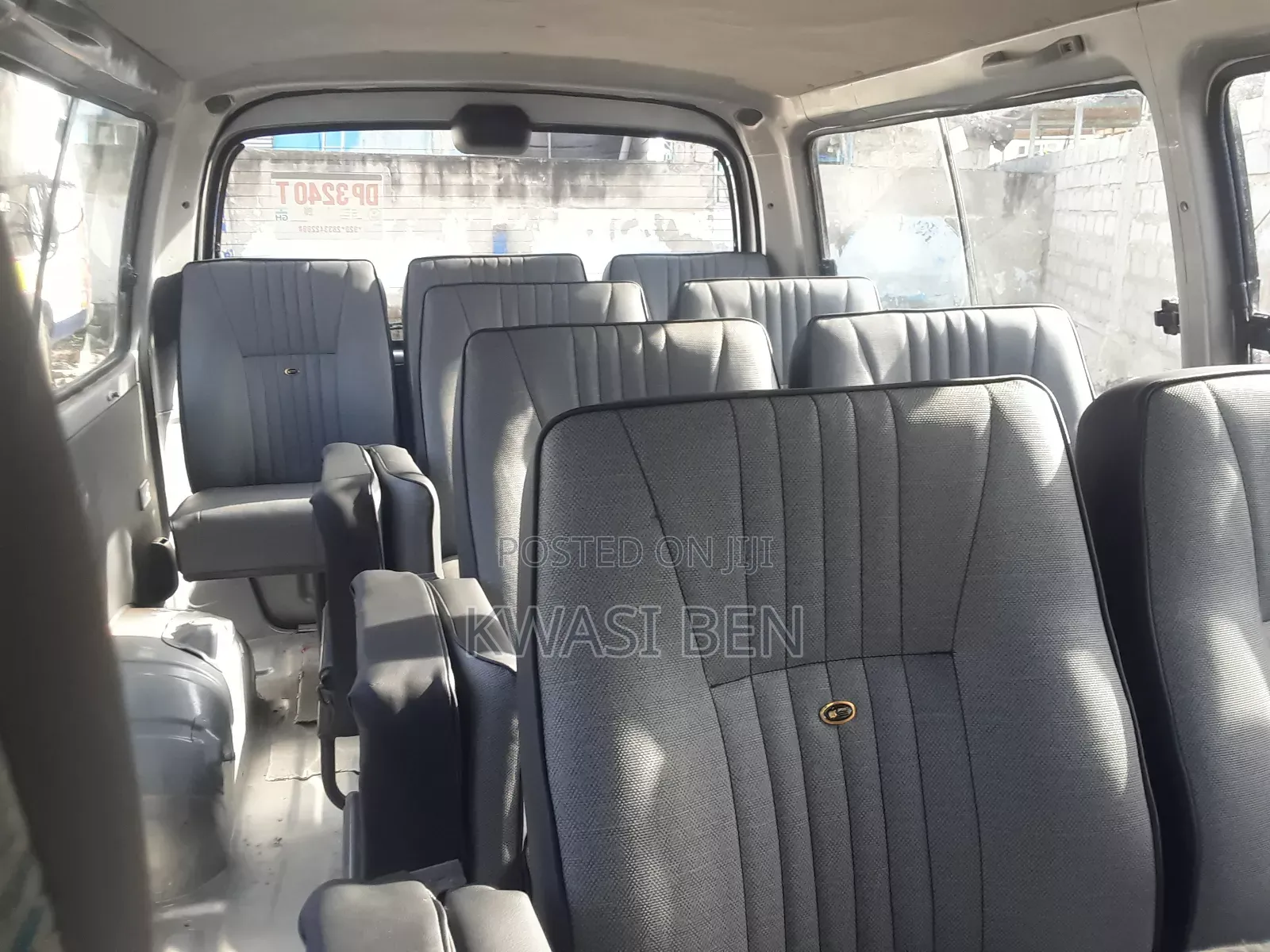 Toyota HiAce 2007 Grey