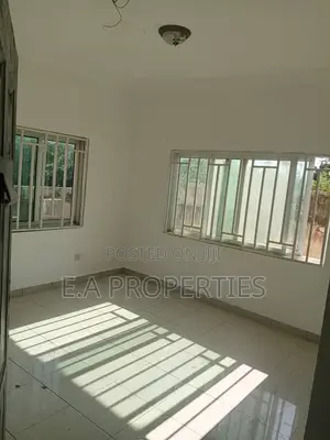 3bdrm House in E A Properties, Malejor for rent