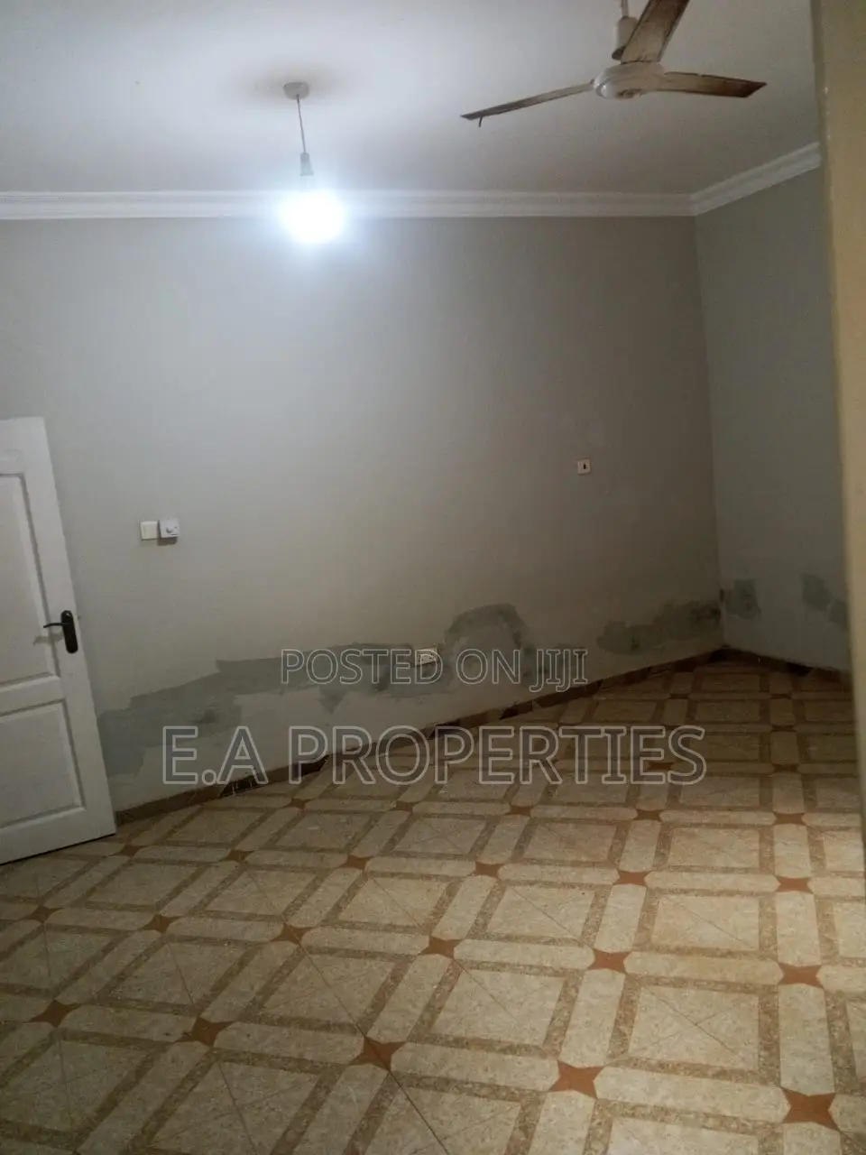 2bdrm Apartment in E A Properties, Frafraha for rent