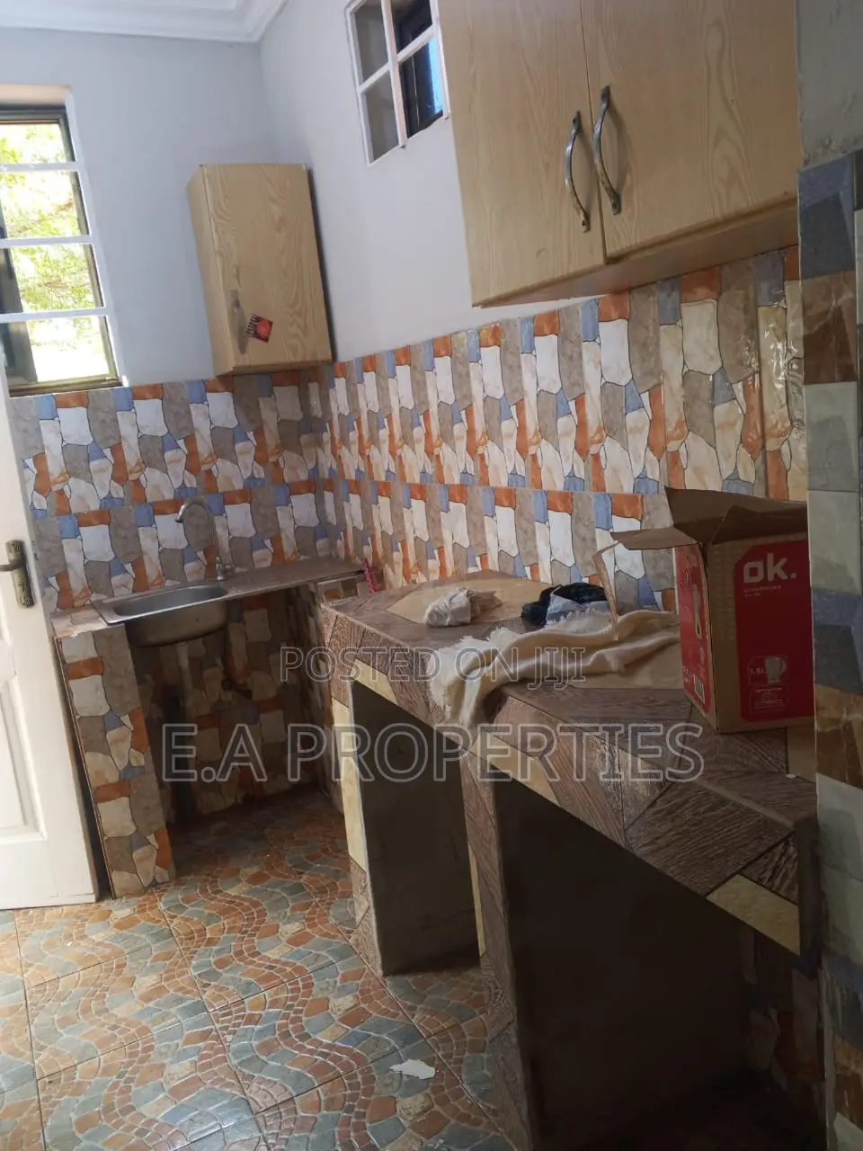 2bdrm Apartment in E A Properties, Frafraha for rent