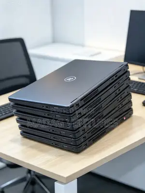 Laptop Dell Inspiron 14 5490 8GB Intel Core i7 SSD 256GB