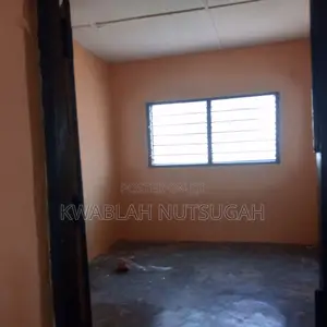 1bdrm Room & Parlour in Market for rent
