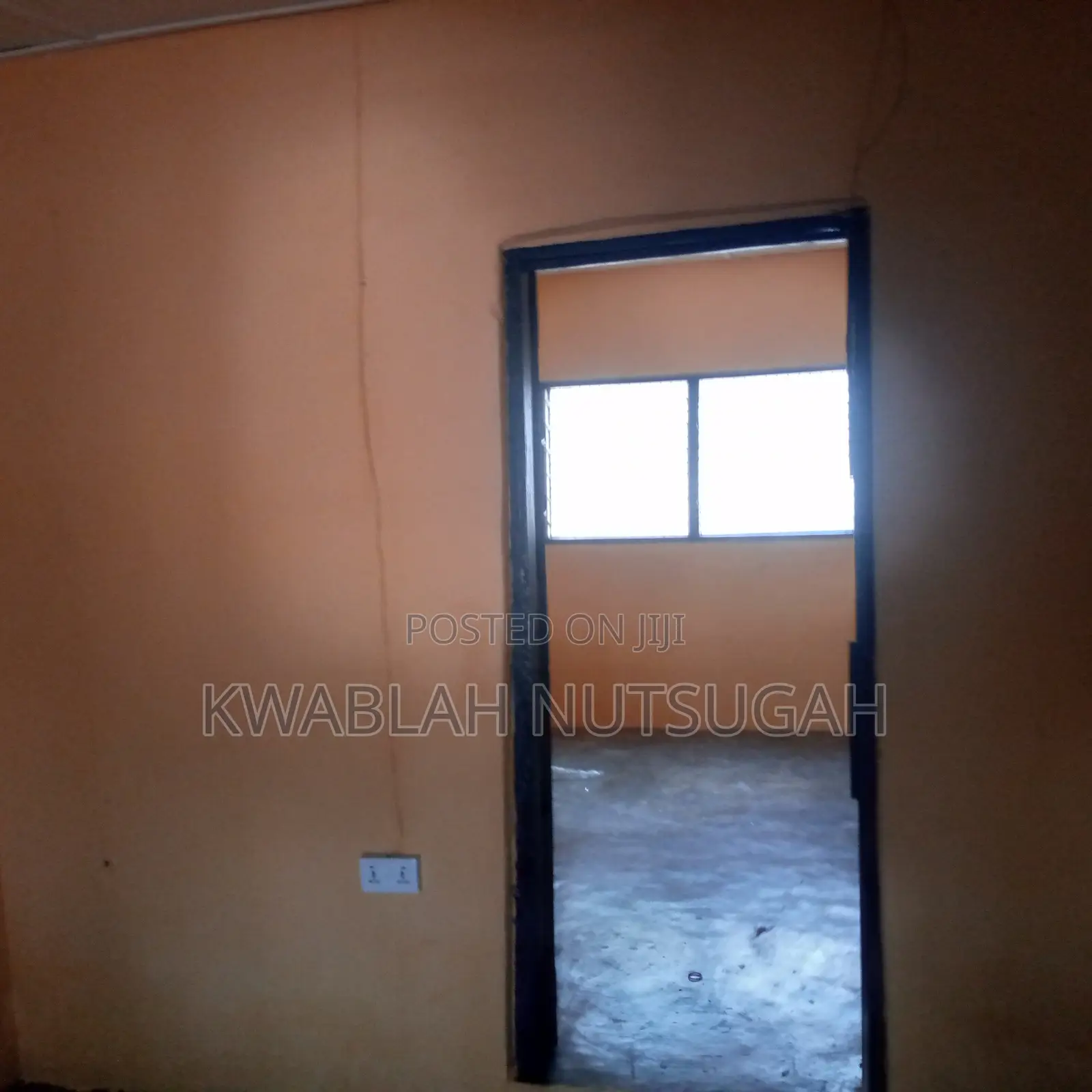 1bdrm Room & Parlour in Market for rent