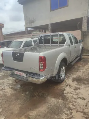 Nissan Navara 2.5 dCi 4x4 2007 Silver