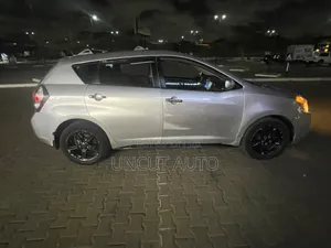 Pontiac Vibe 2010 Silver