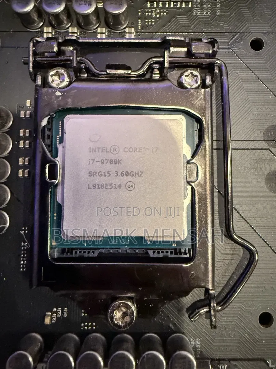 I7-9700k CPU + ASUS ROG Maximus XI Hero (Wi-Fi) Motherboard