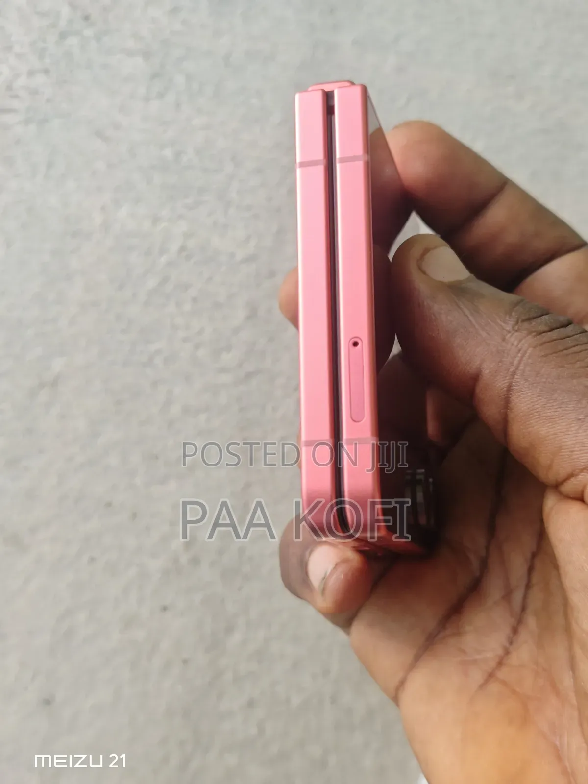 New Samsung Galaxy Z Flip7 256 GB Red