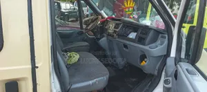 Ford Transit 2012