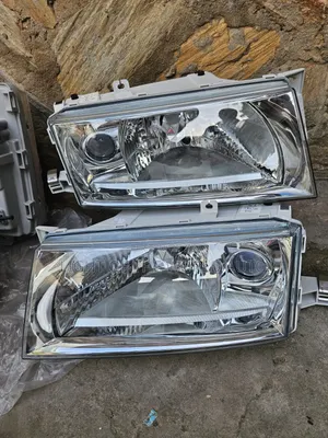 Skoda Octavia Headlight Available