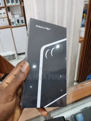 New Samsung Galaxy Z Flip7 256 GB Black