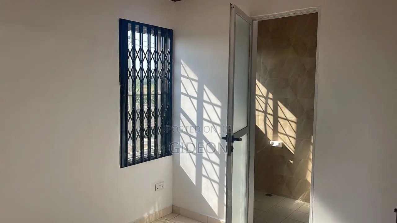 1bdrm Apartment in Delight Estate, Trade Fair for rent