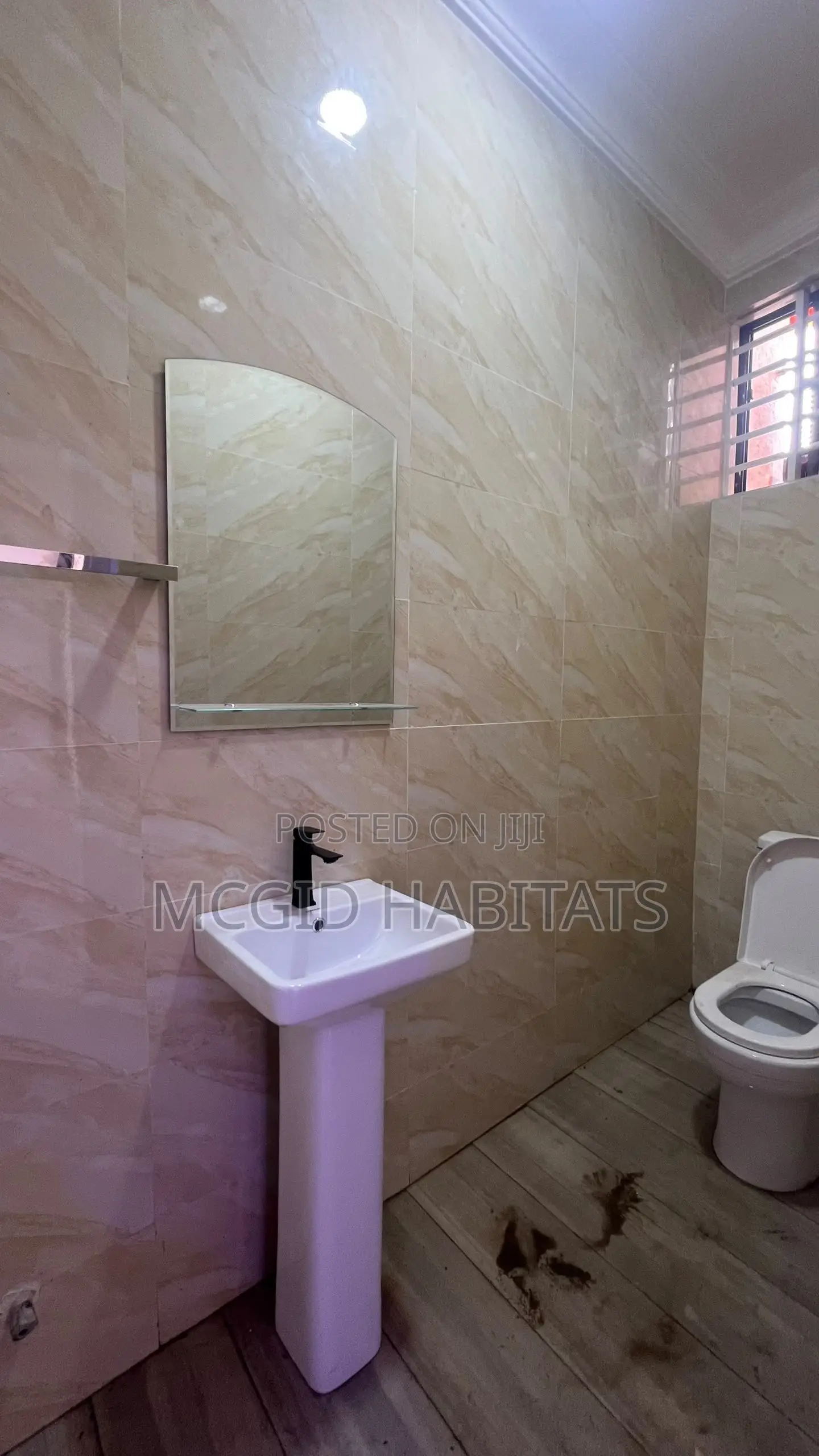 2bdrm Apartment in East Legon for rent