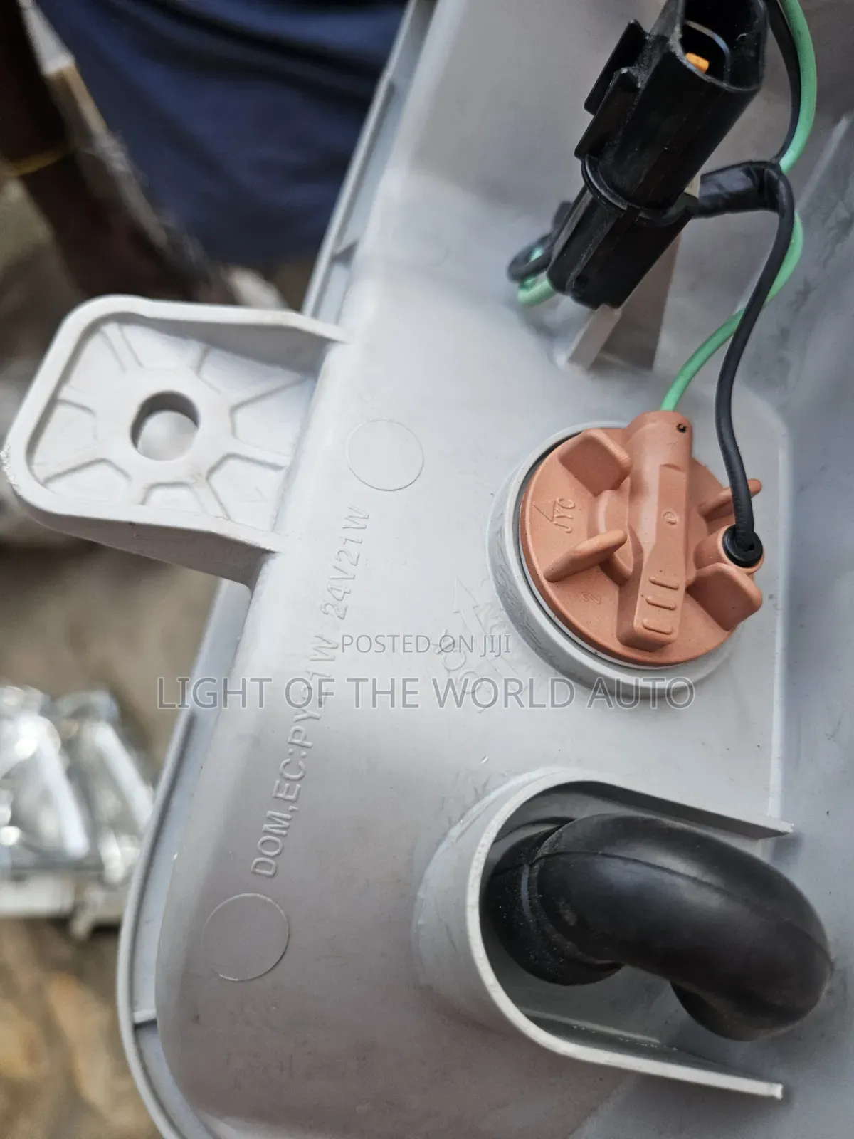 Hyundai Trago HD270 Truck Headlight