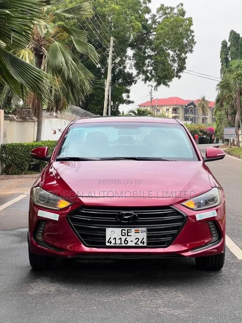Hyundai Elantra Limited Sedan FWD (2.0L 4cyl 6A) 2017 Red