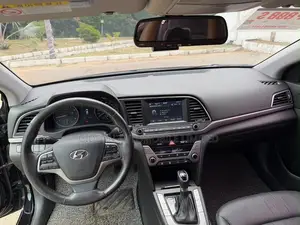 Hyundai Avante 2018 Black