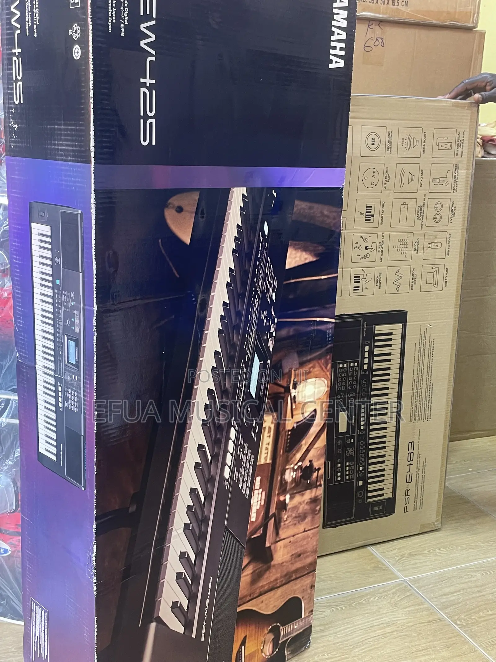 Yamaha PSR E W425 Keyboard