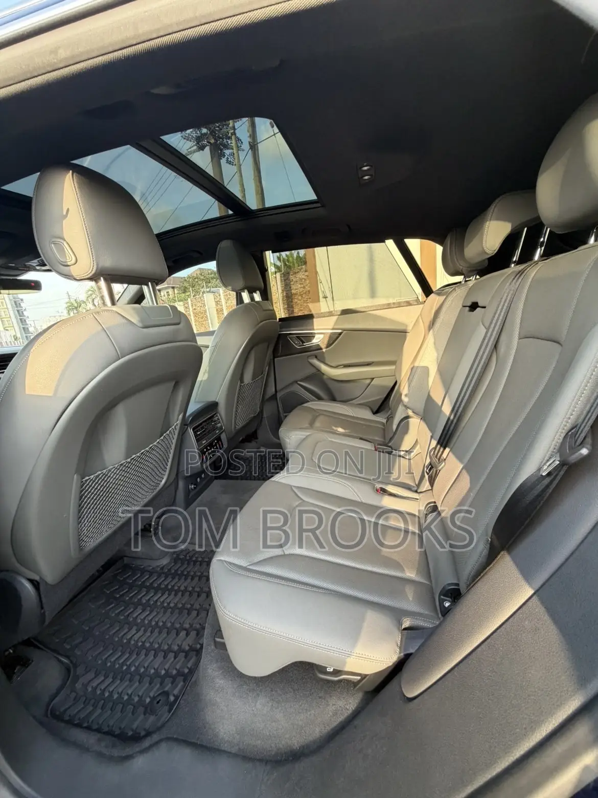 Audi Q8 55 Premium AWD quattro 2020 Blue