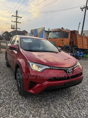 Toyota RAV4 2017 Red