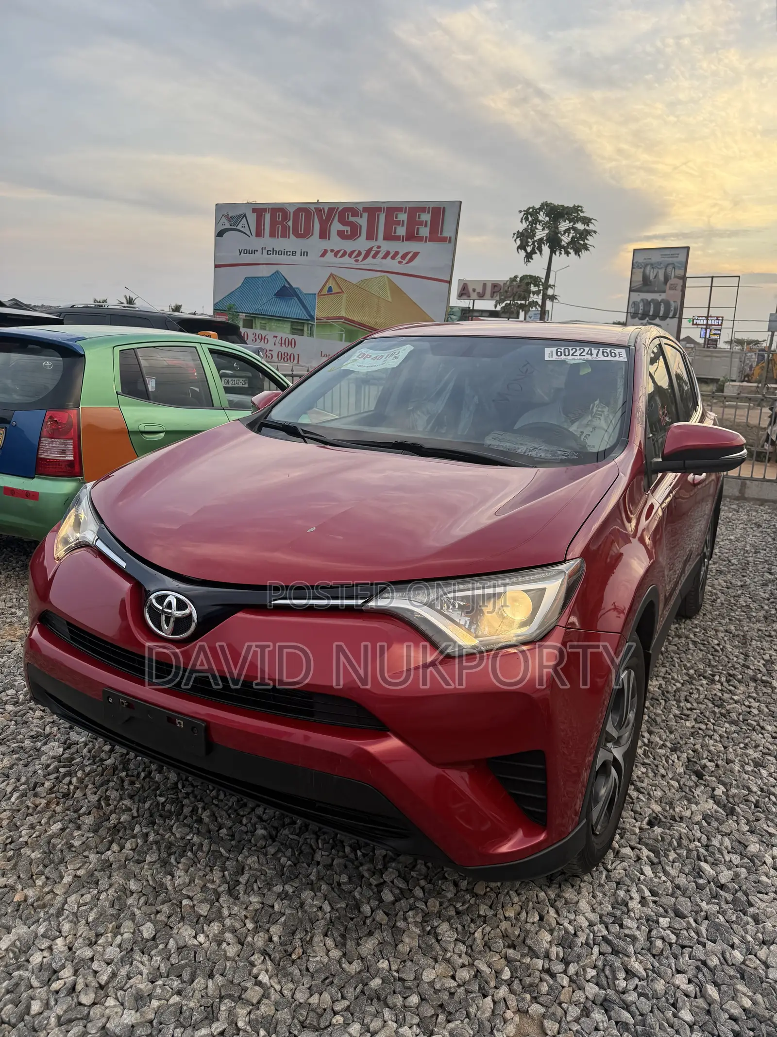 Toyota RAV4 2017 Red
