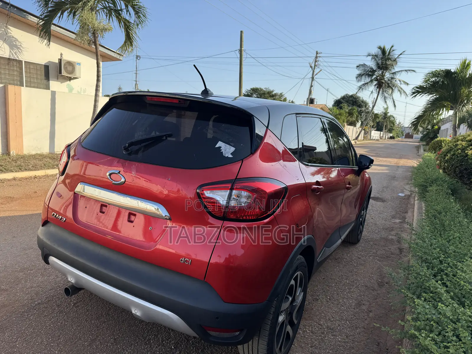 Renault Duster 2015 Red