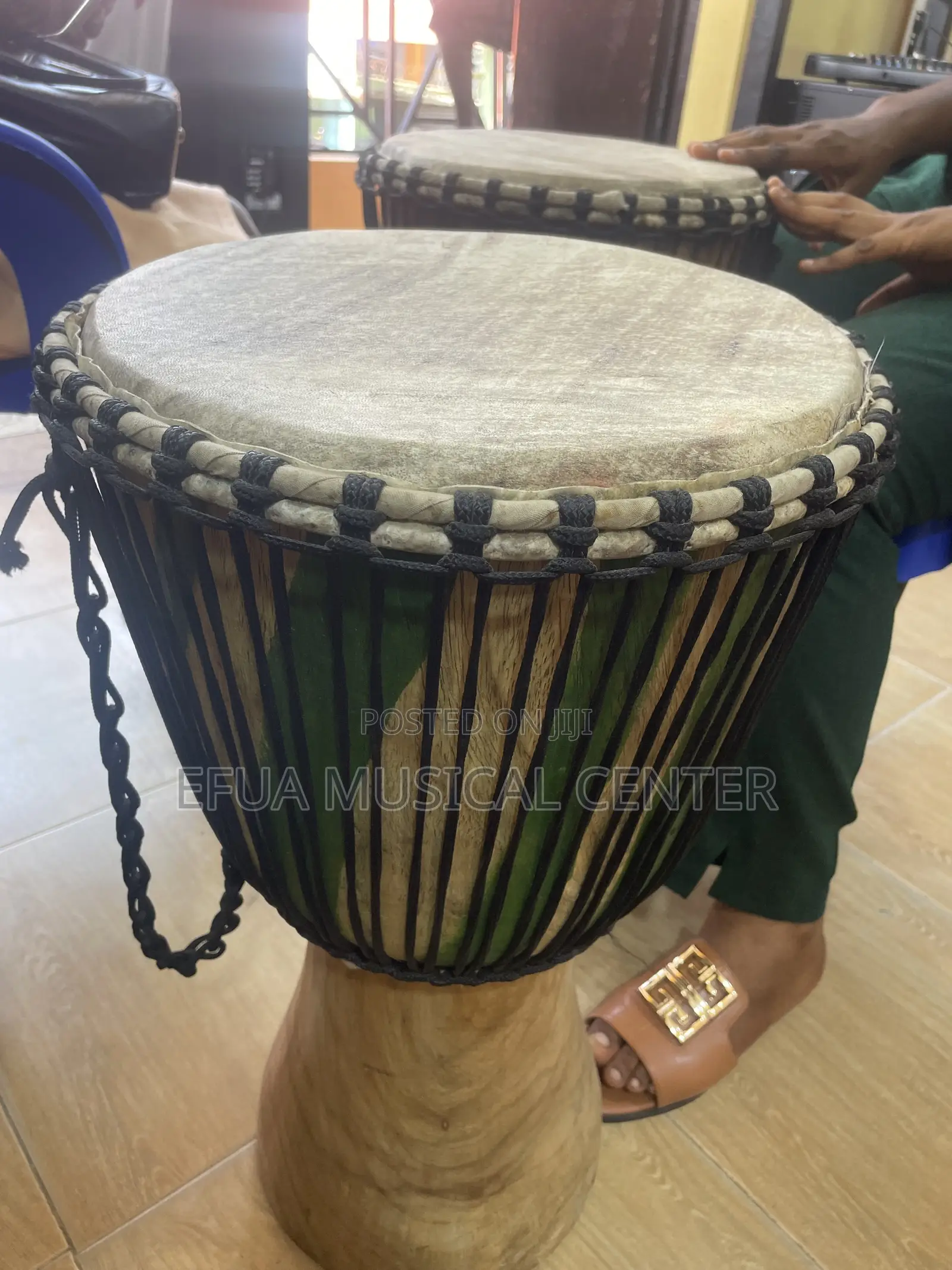 Local Congas Pair