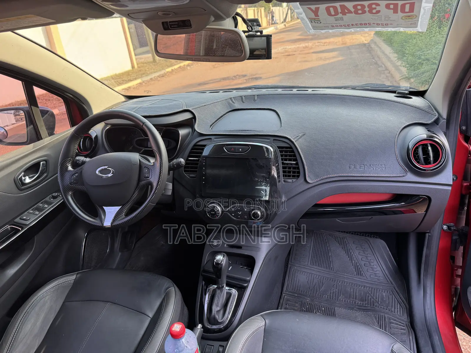 Renault Duster 2015 Red