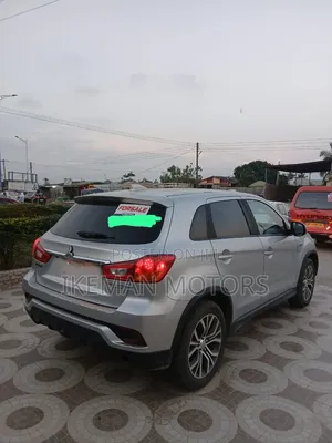 Mitsubishi Outlander 2.0 PHEV AWD 2018 Silver