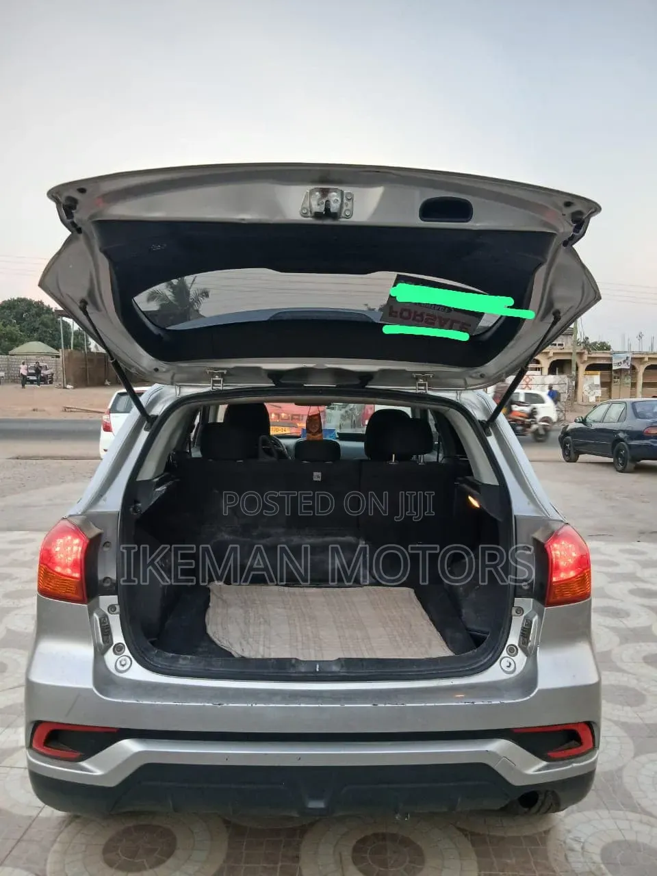 Mitsubishi Outlander 2.0 PHEV AWD 2018 Silver