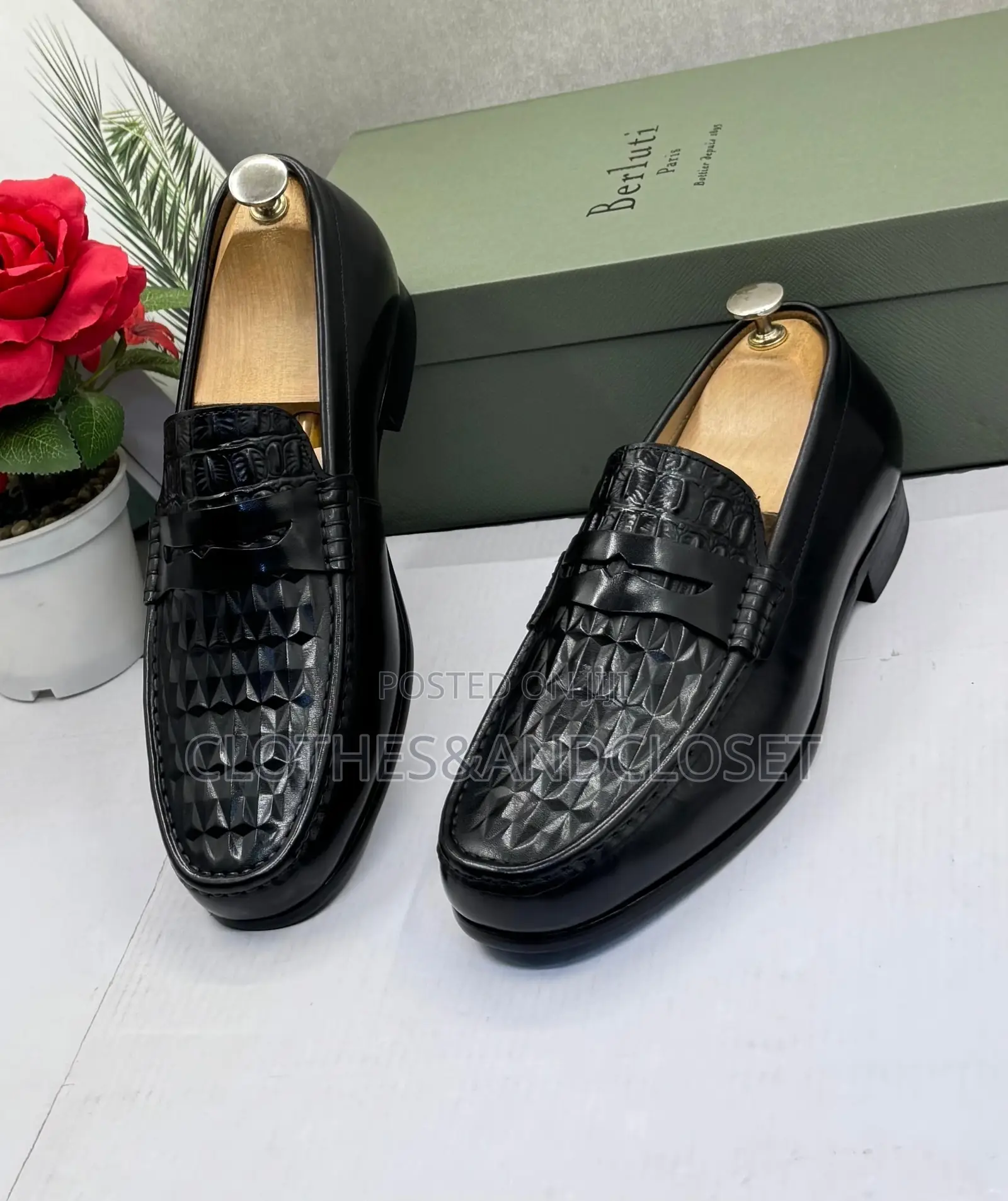 Exclusive Berluti Black Textured Leather Loafers