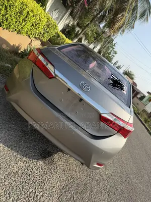 Toyota Corolla 2016 Brown