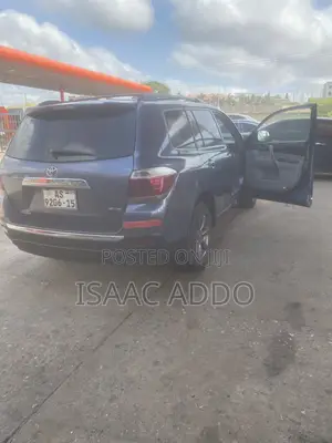 Toyota Highlander SE 2012 Silver