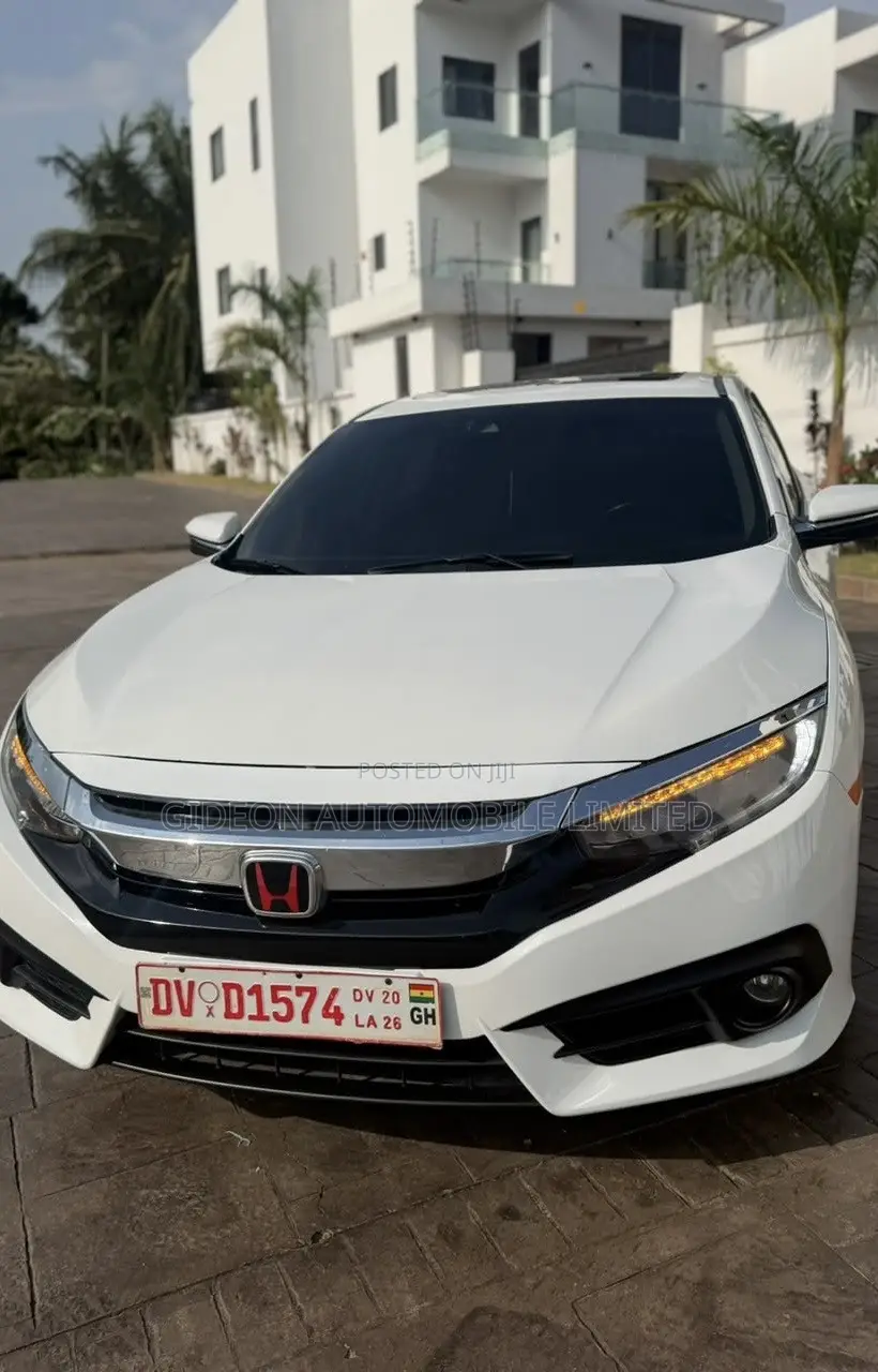 Honda Civic Touring 4dr Sedan (1.5L 4cyl) 2016 White