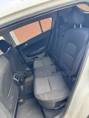Kia Sportage LX 4dr SUV AWD (2.4L 4cyl 6A) 2017 White
