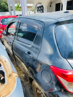 Toyota Vitz 2012 Black