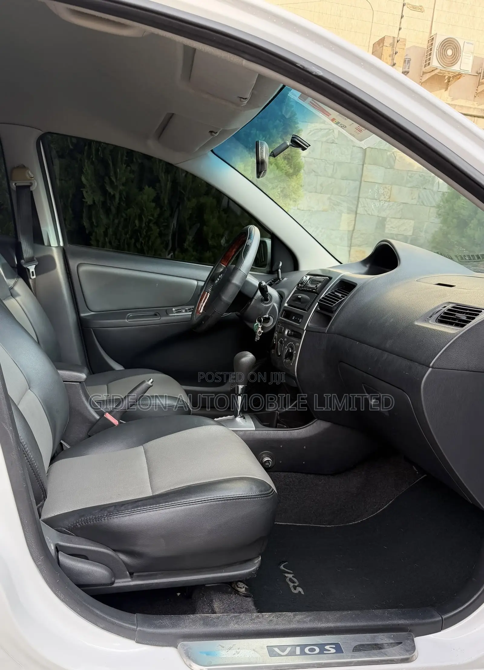 Toyota Vios 2010 White