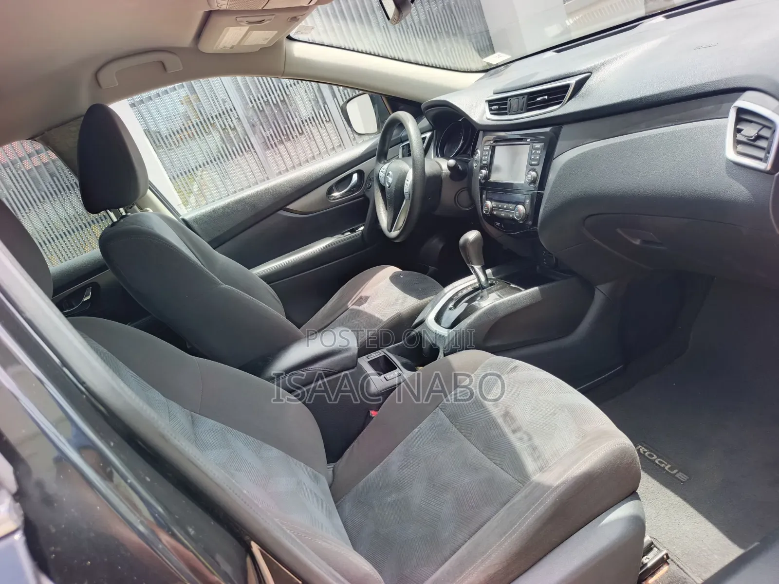 Nissan Rogue SV AWD 2016 Black