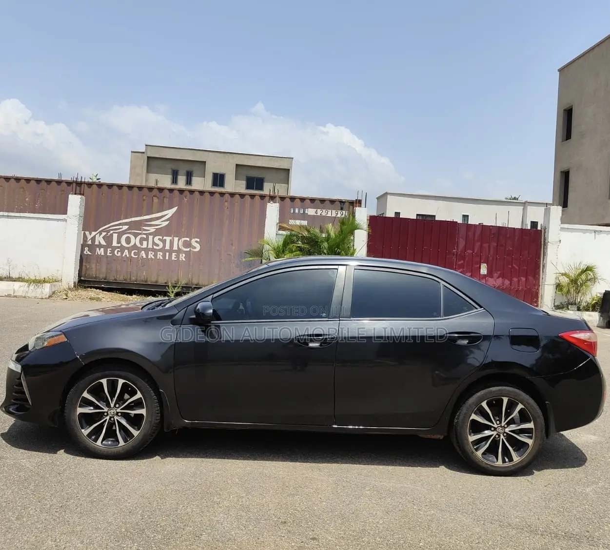Toyota Corolla LE 4dr Sedan (1.8L 4cyl CVT) 2017 Black