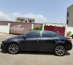 Toyota Corolla LE 4dr Sedan (1.8L 4cyl CVT) 2017 Black