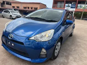 Toyota Aqua 2015 Blue