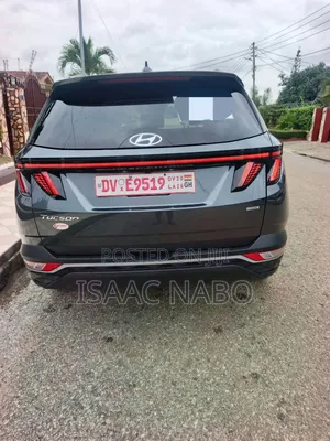 Hyundai Tucson SE 2022 Green