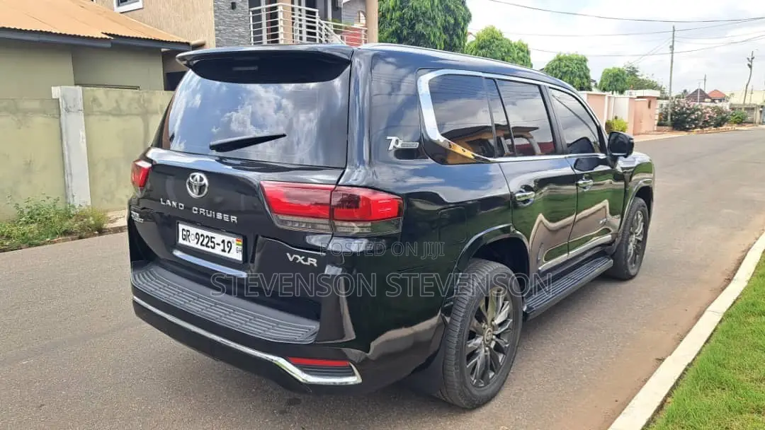 Toyota Land Cruiser 2012 Black