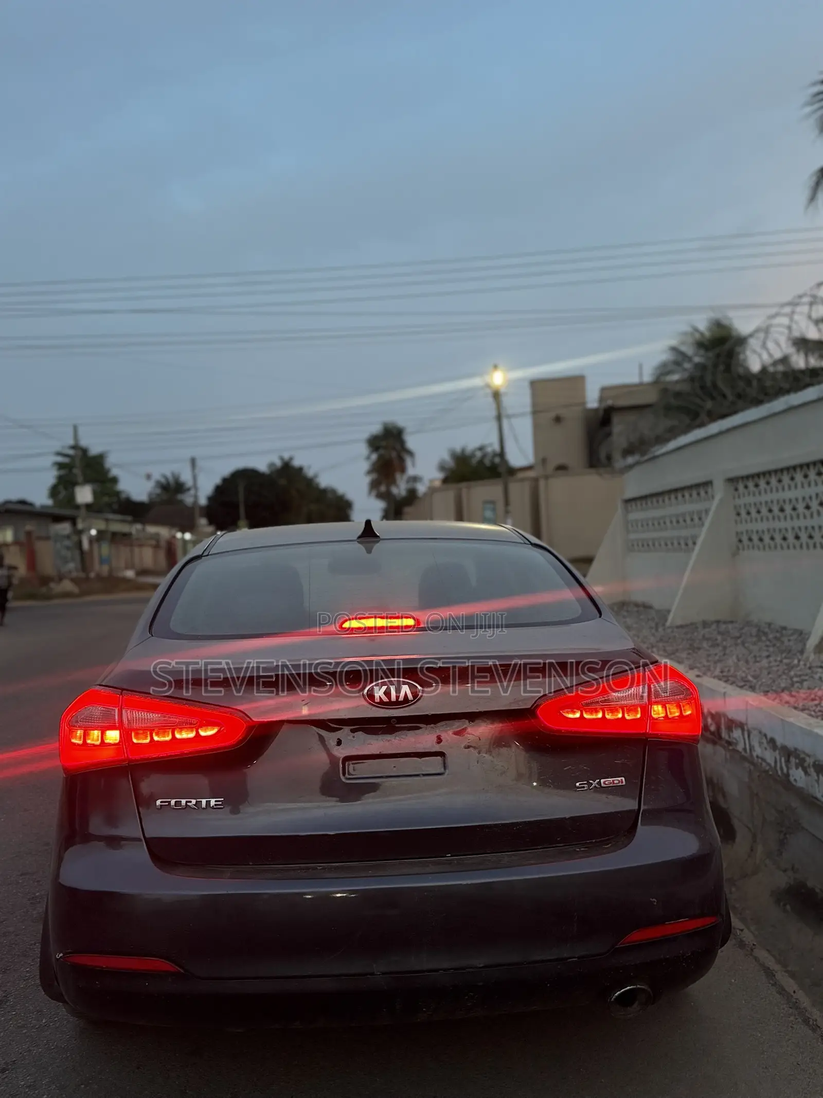 Kia Forte LX Sedan 2015 Gray