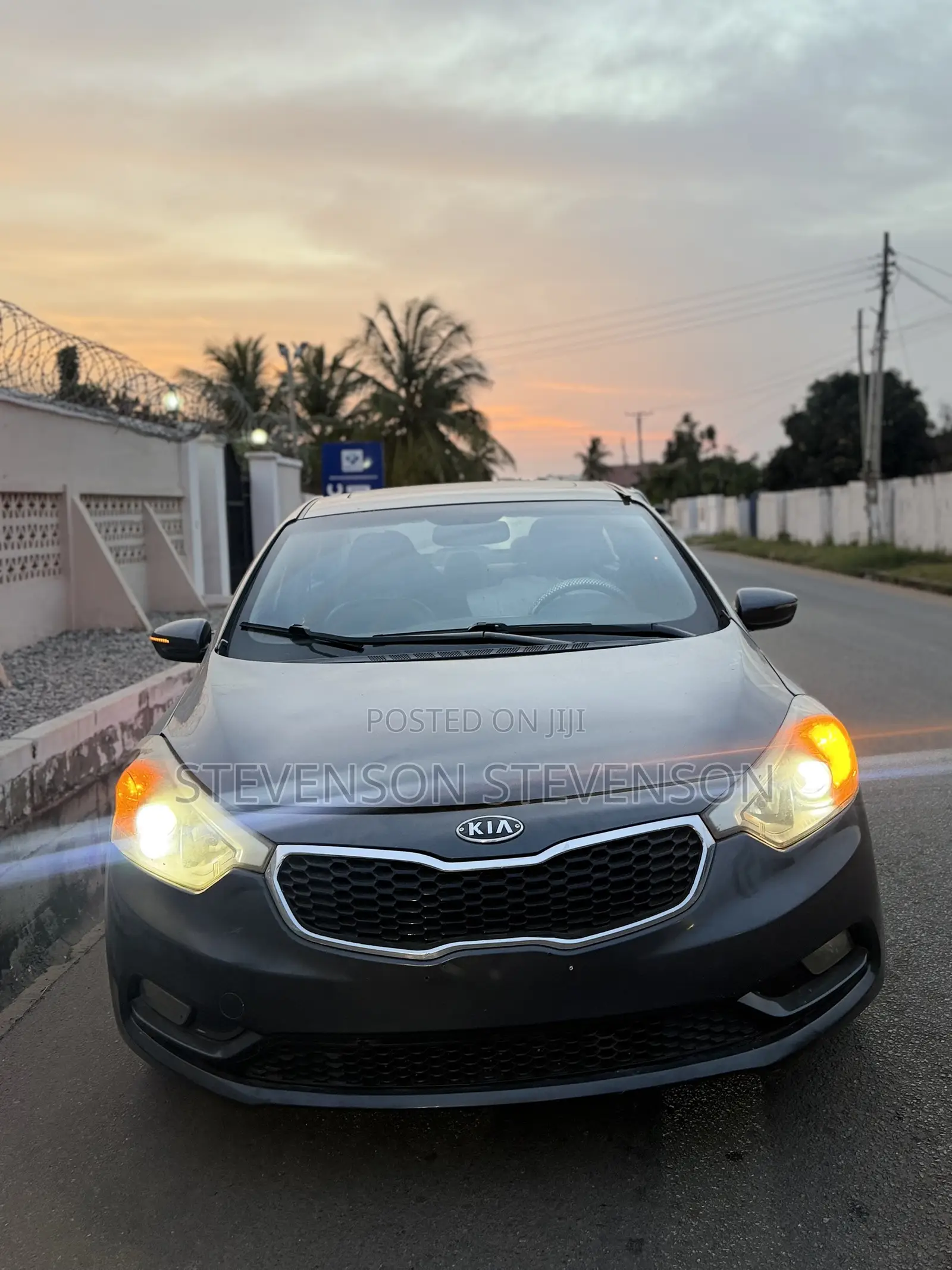 Kia Forte LX Sedan 2015 Gray