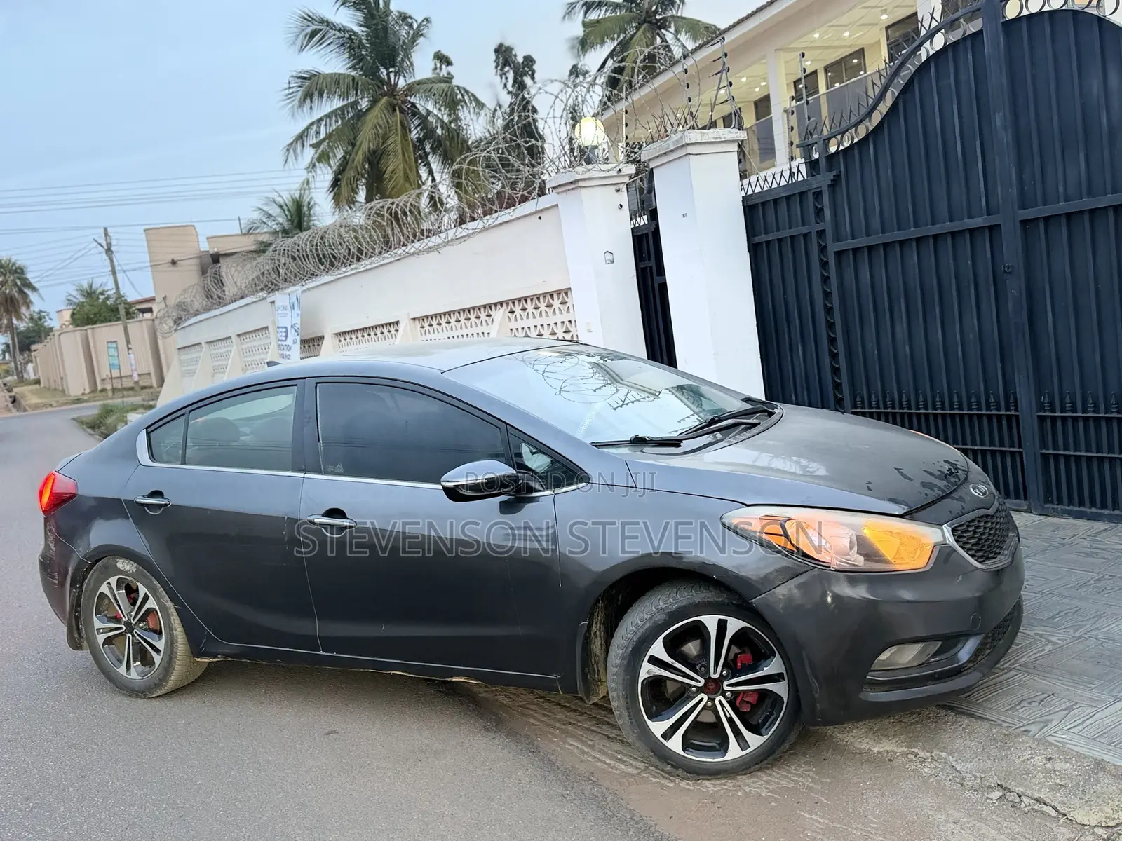 Kia Forte LX Sedan 2015 Gray