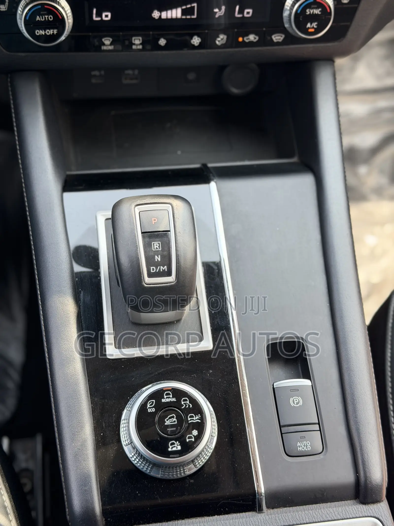 Mitsubishi Outlander SE 2022 Black