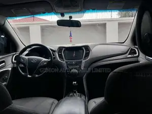 Hyundai Santa Fe GLS 4dr SUV AWD (3.3L 6cyl 6A) 2015 Black