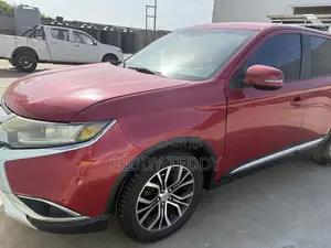 Mitsubishi Outlander SE AWC 2018 Red