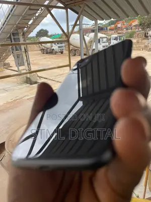 Apple iPhone 11 128 GB Black